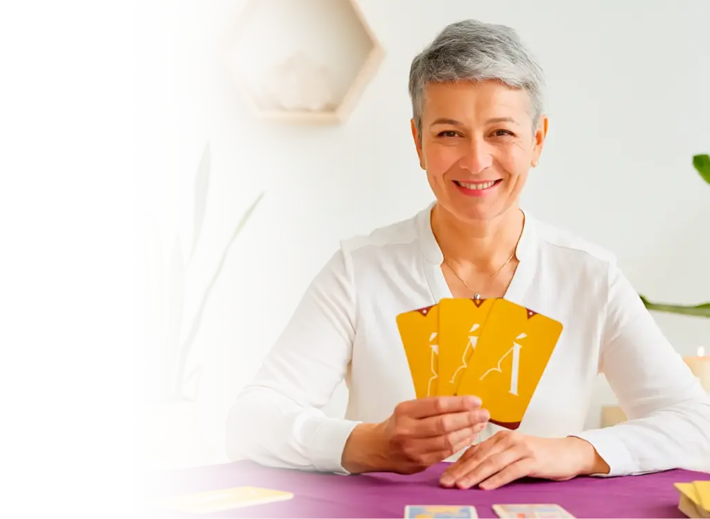 tarotistas con cartas del tarot de Ángeles Tarot y Videncia