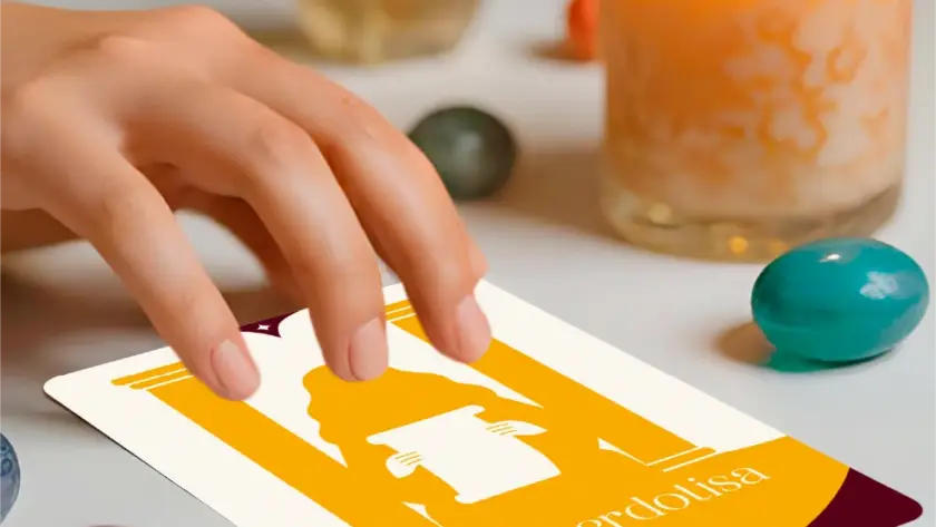 Combinación de La Sacerdotisa y El Loco