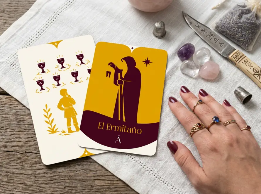 Combinación entre El Siete de Copas y El Ermitaño en el Tarot